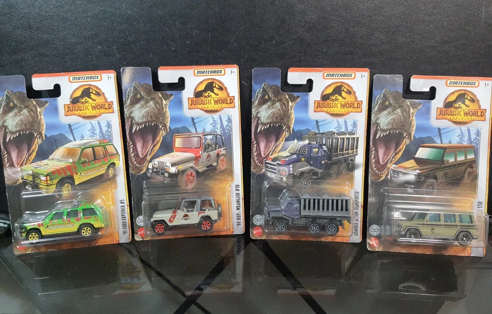 Lot x4 Matchbox Jurassic World_ 2022 _ 1/64 _ Jeep / Mercedes... _ MOC - Photo 1/1