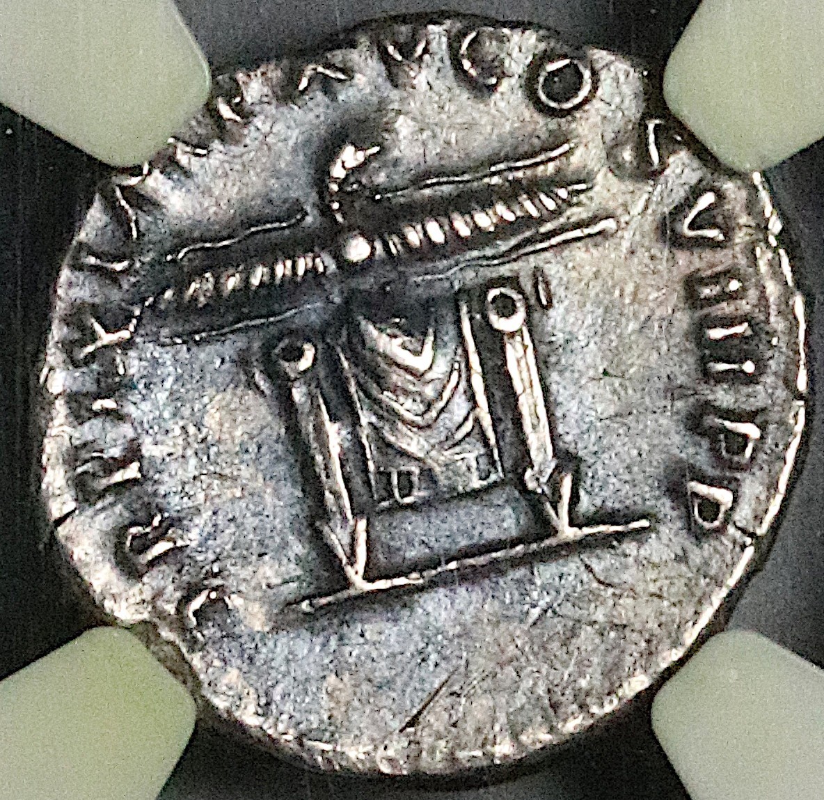 80 NGC XF Titus Denarius Roman Throne Thunderbolt Coliseum Pompeii (25100304C)