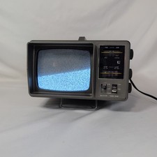 LLOYD'S 5&rdquo; Black & White TV/RADIO | Model L110 |  Manufactured 1981 (Tested)