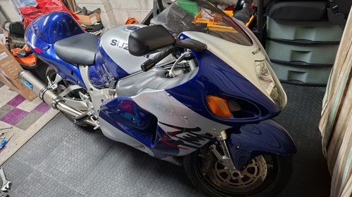 Suzuki Hayabusa Gen 1 Original Mint Condition 16k Miles Only From New!!! - Picture 9 of 9