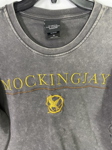 Hunger Games Mockingjay Sweatshirt Mens XL Gray BoxLunch Crewneck Pullover Movie - Picture 2 of 11