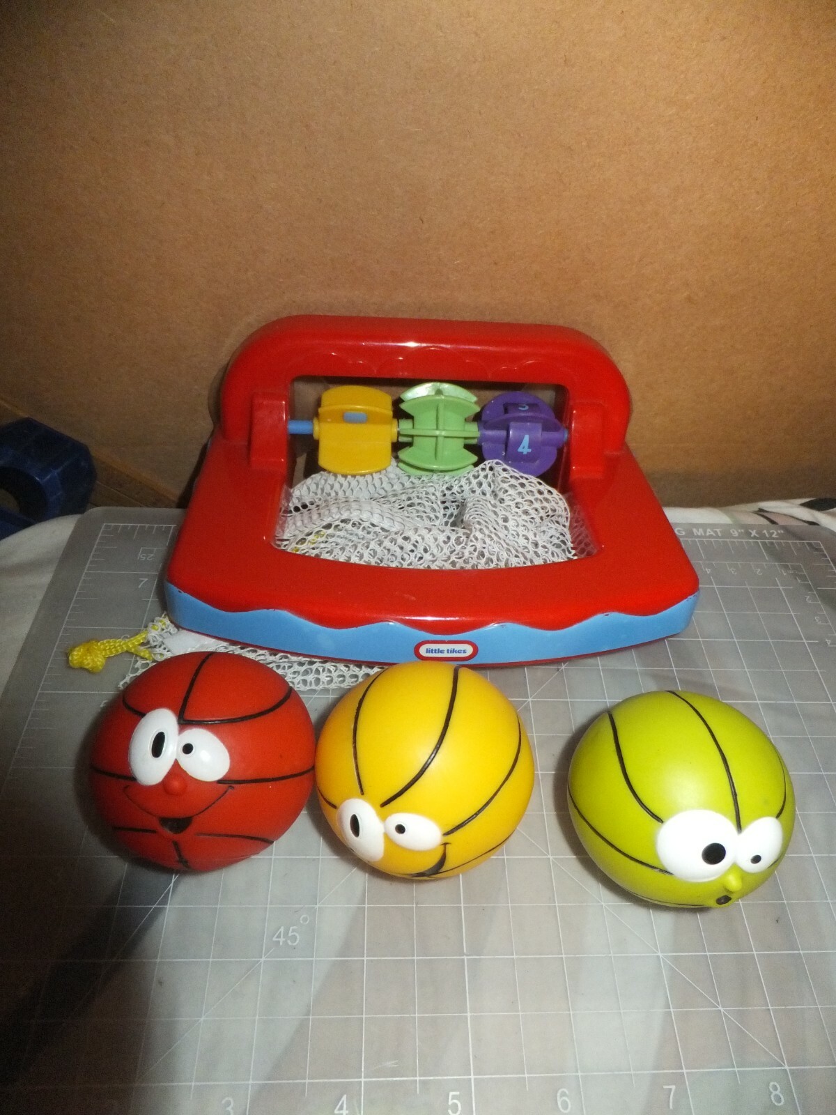 Little Tikes Basketball Hoop