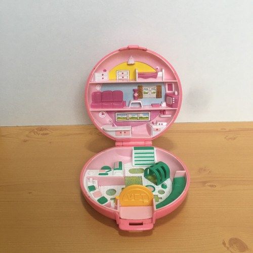 Vintage Polly Pocket Animal Hospital Compact 1989 Bluebird Toy