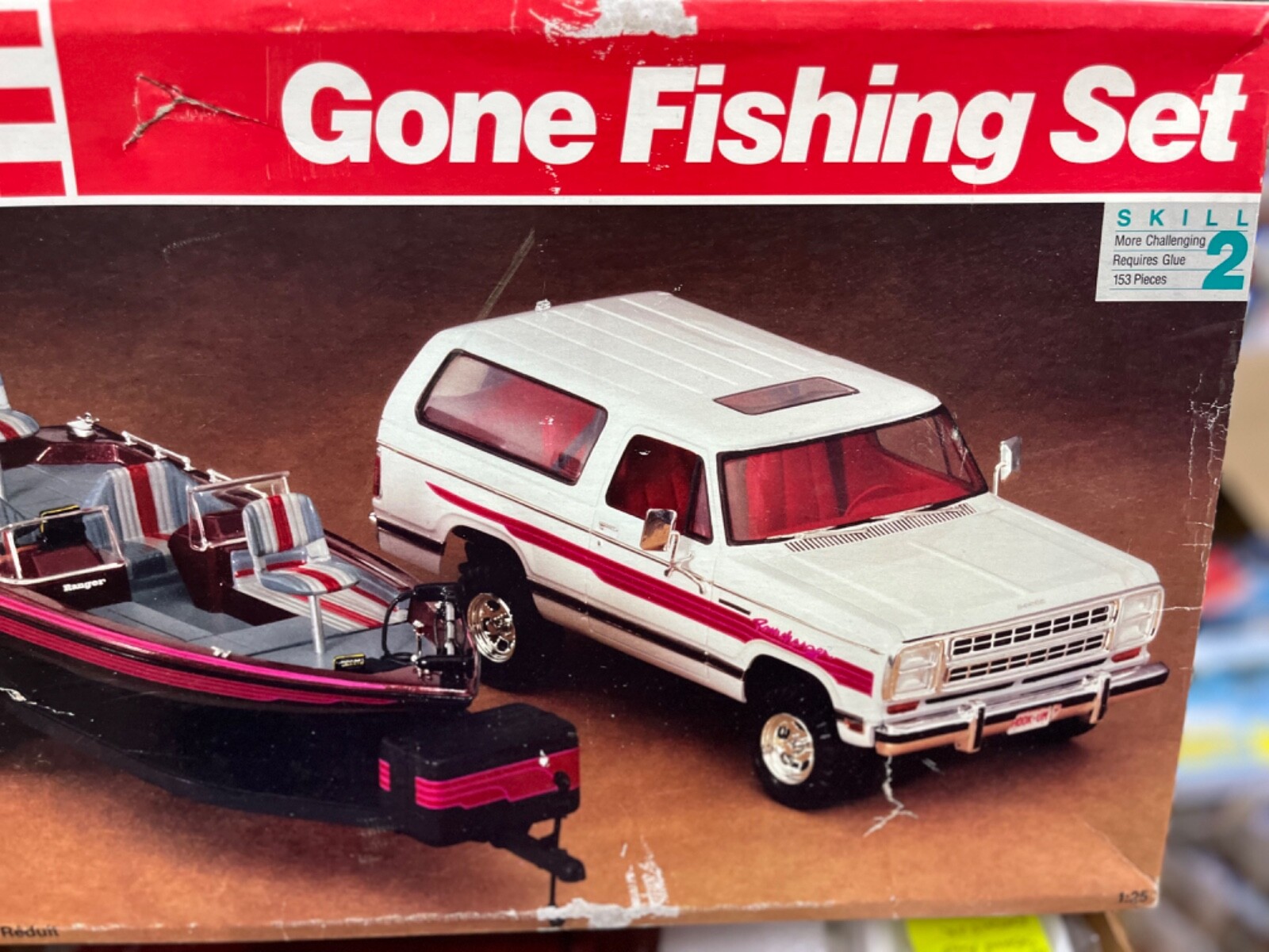 Revell 7242 Dodge Ramcharger Gone Fishing set Trailer 1/24 MCM KIT niob si