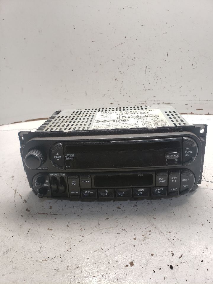Audio Equipment Radio Receiver Radio Am-fm-cassette Fits 02-07 CARAVAN 1303677