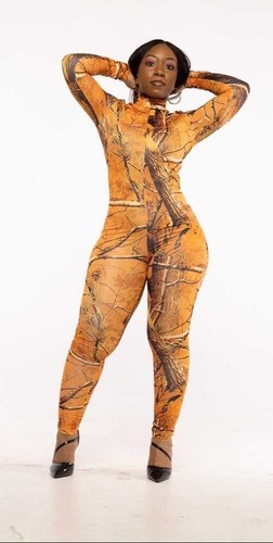One Piece Autumn Print Jumpsuit. Size M,L,XL,2X - Picture 2 of 4