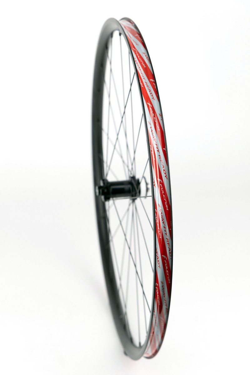 Fulcrum Rapid Red 500 700c HH12 DB Centerlock Disc Brake Fulcrum Rapid Red 500 700c HH12 DB Centerlock Disc Brake