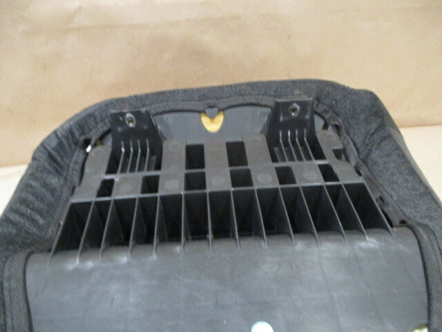 Maserati GranTurismo 2009 - RH Rear Seat Cushion - Black  P/N 968540000