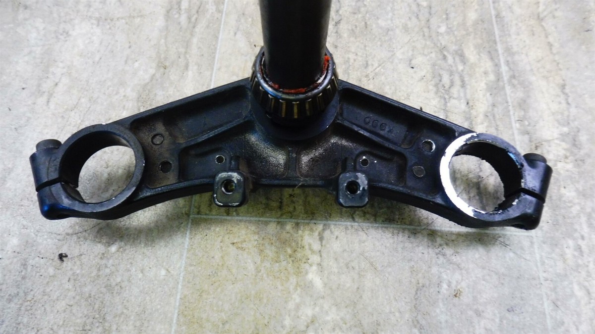 ナコ　上 1985 Kawasaki ZX900 Ninja K238-1) triple tree steering stem