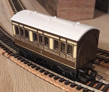 Hornby GWR 4-Wheel Third / 3rd Class Coach - No.12 - R213 - OO Gauge - Unboxed