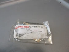 NOS Yamaha OEM Piston Pin 1998-2001 YZF-R1 2001-2004 FZ1 4XV-11633-00