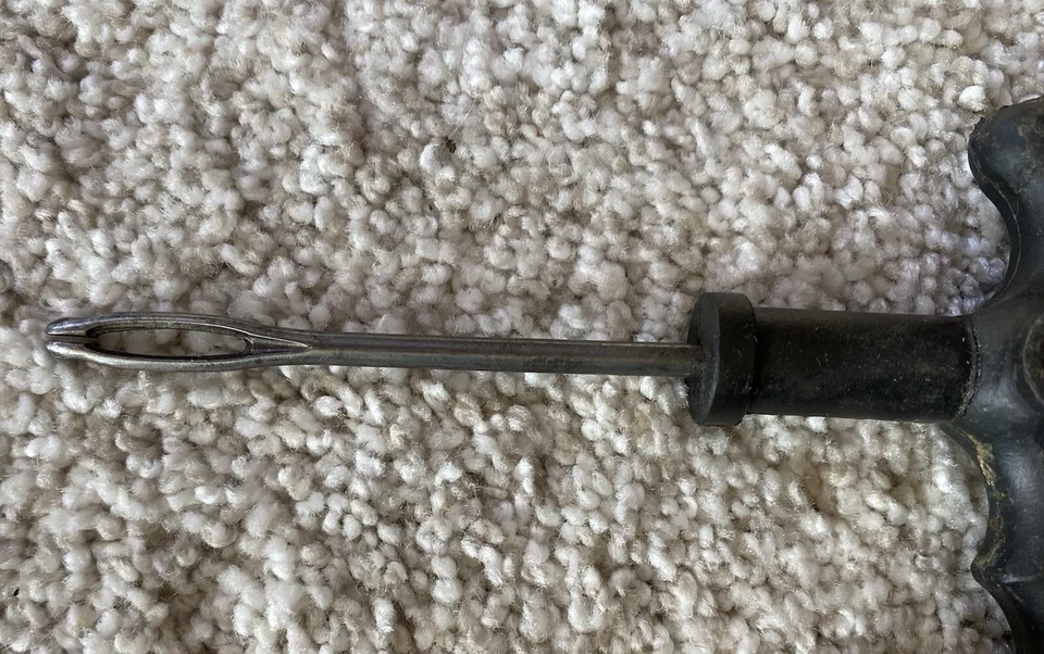 Vintage Large Rug Punch-Needles (2)  & Punch w/Ergonomic Handles - Image 2 of 4