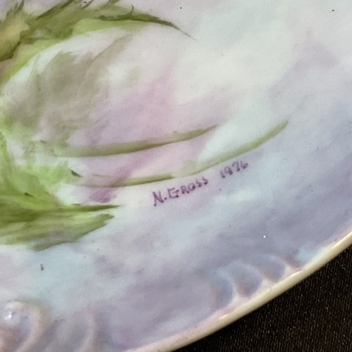 Vintage Hand-Painted Reticulated Plate Purple Floral Thistle Signed N Gross 1976 - Picture 2 of 6