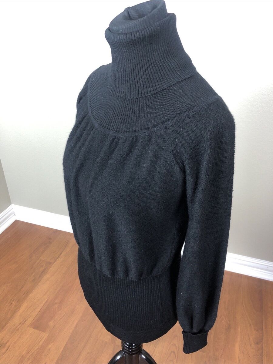 VTG 90s Yves Saint Laurent Size S/M 38 100% Wool Turtleneck VTG 90s Yves Saint Laurent Size S/M 38 100% Wool Turtleneck