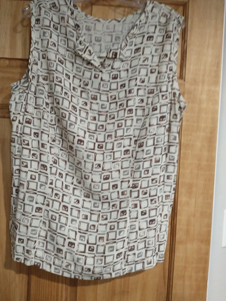 Traje para mujer Cynthia Maxx 3 piezas talla 2XL Foto 3 de 4