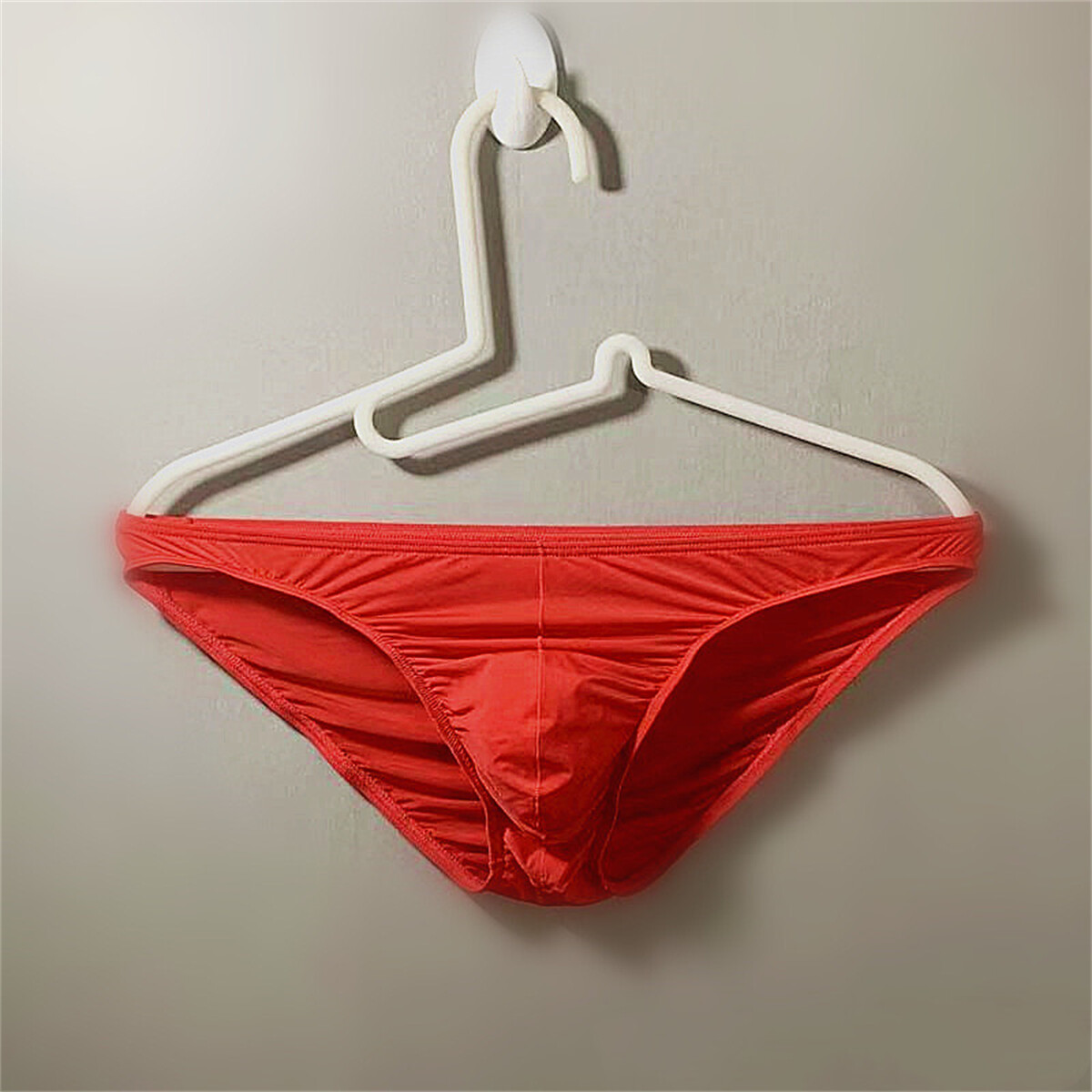 Mens Ice Silk Sexy Underwear Briefs Seamless Breathable Low Waist