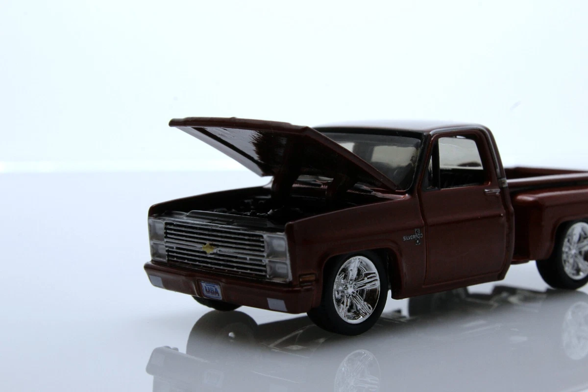 Chevy square body sale diecast