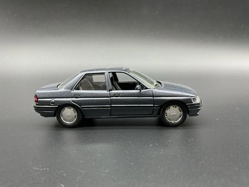 Schabak 1/43 Ford Orion Ghia - Metallic Grey