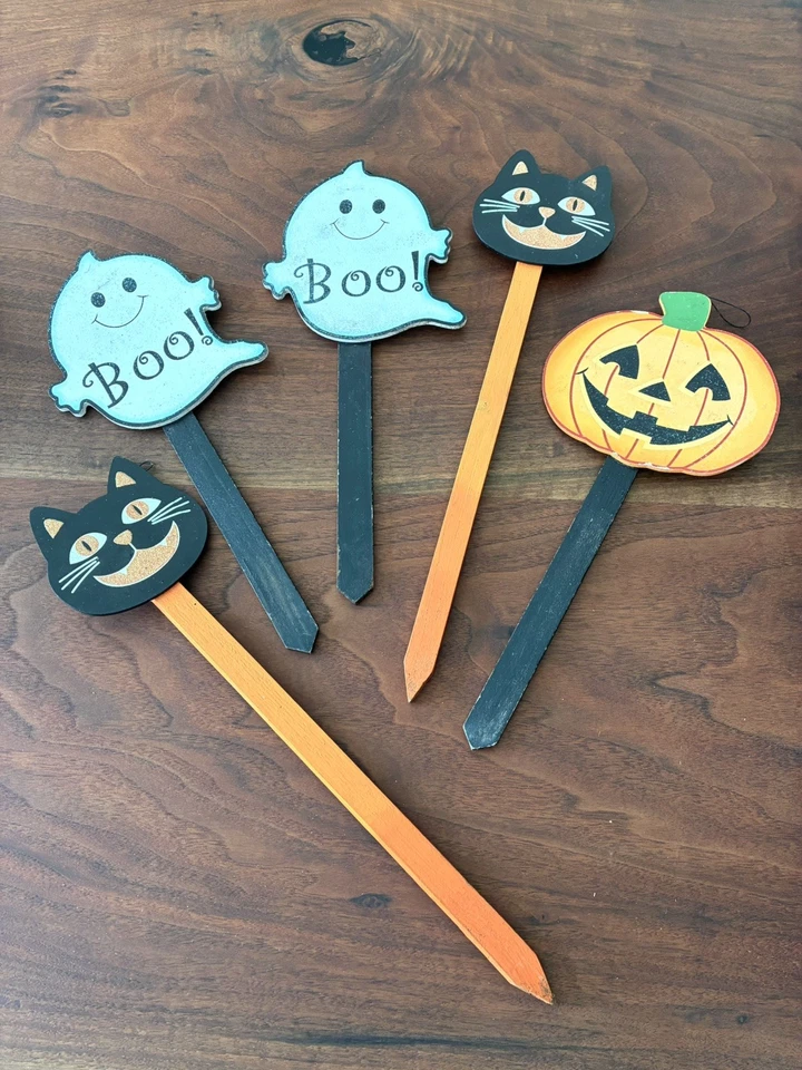 "Letreros de patio de Halloween calabaza/fantasma/gato negro estacas de madera 15""-18"" ligero desgaste" Foto 2 de 4