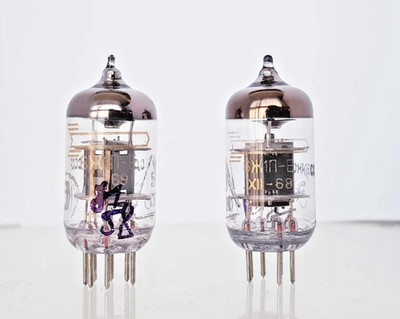 2 x 6J1P-E VOSKHOD MATCHED Pair STRONG 60s Tube 6J1P EF95 6F32 6AK5 NEW
