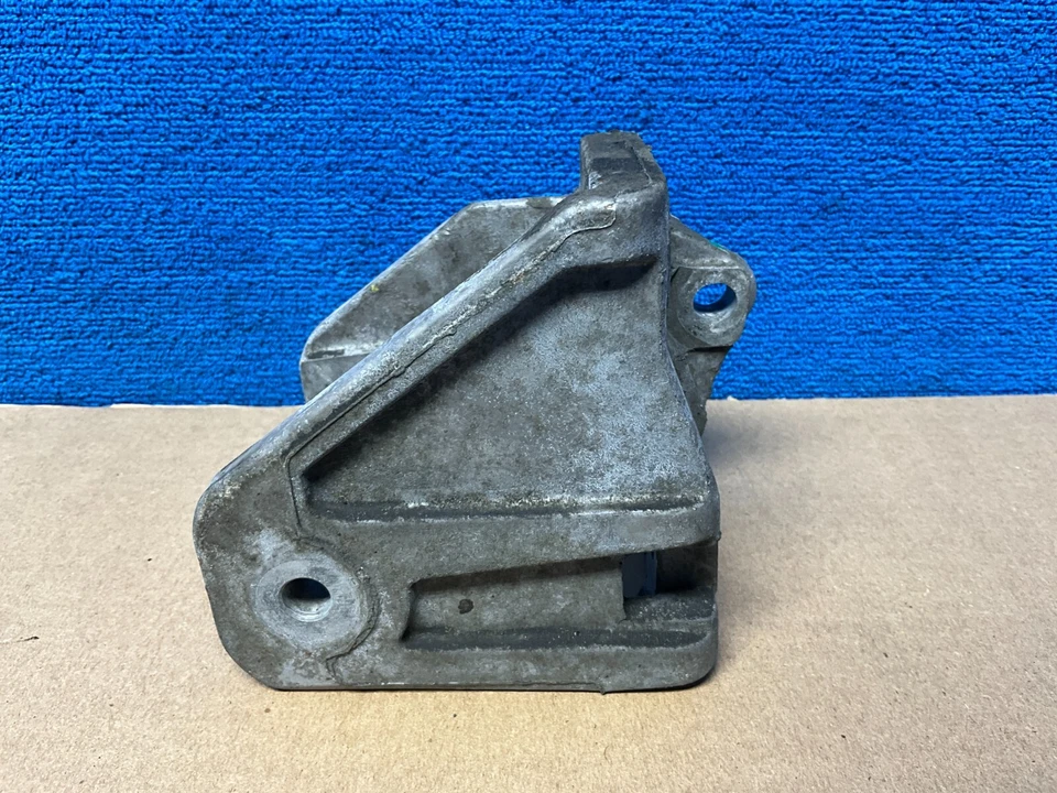 Dodge Avenger 2010-2013 soporte de montaje de transmisión de 2,4 L OEM Foto 2 de 4