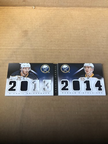 13-14 Panini Playbook Double Rookie Classbook Jsys #DRGR Grigorenko/Ristolainen - Foto 3 di 5