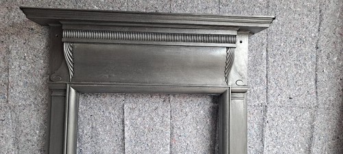 VICTORIAN CAST IRON FIREPLACE / FIRE STOVE SURROUND FIREPLACE ANTIQUE circa1890 - Picture 19 of 24