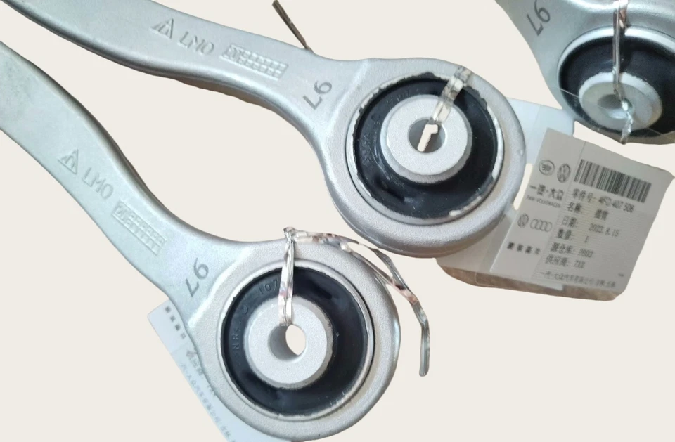 4X OEM Front upper control arms for Audi A6 C6 2005-2011 A8 S8 D3 2004-2010 - Imagem 2 de 4