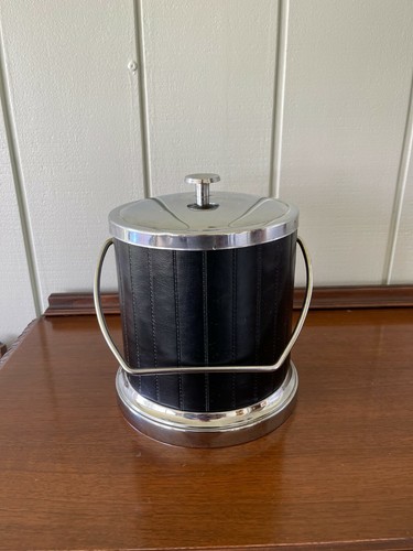 Cubo de hielo vintage de cuero sintético y metal MCM - Imagen 6 de 6