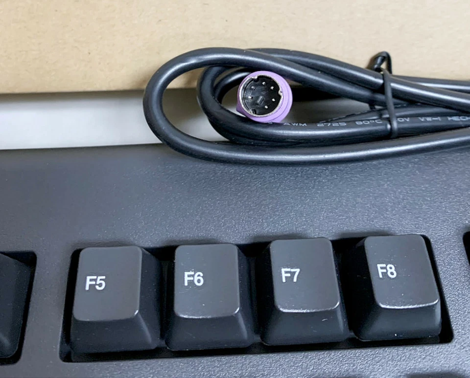 NEW OEM Wyse Dell Keyboard KB-3923 Black 104 Key Pad PS/2 6-pin Plug 770413-01L - Image 2 of 3