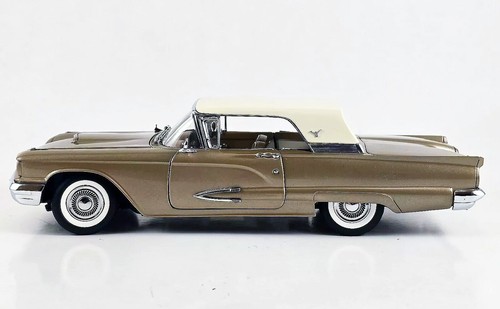 1:24 Danbury Mint - 1959 Ford Thunderbird Coupe Limited Edition - Imagen 8 de 14