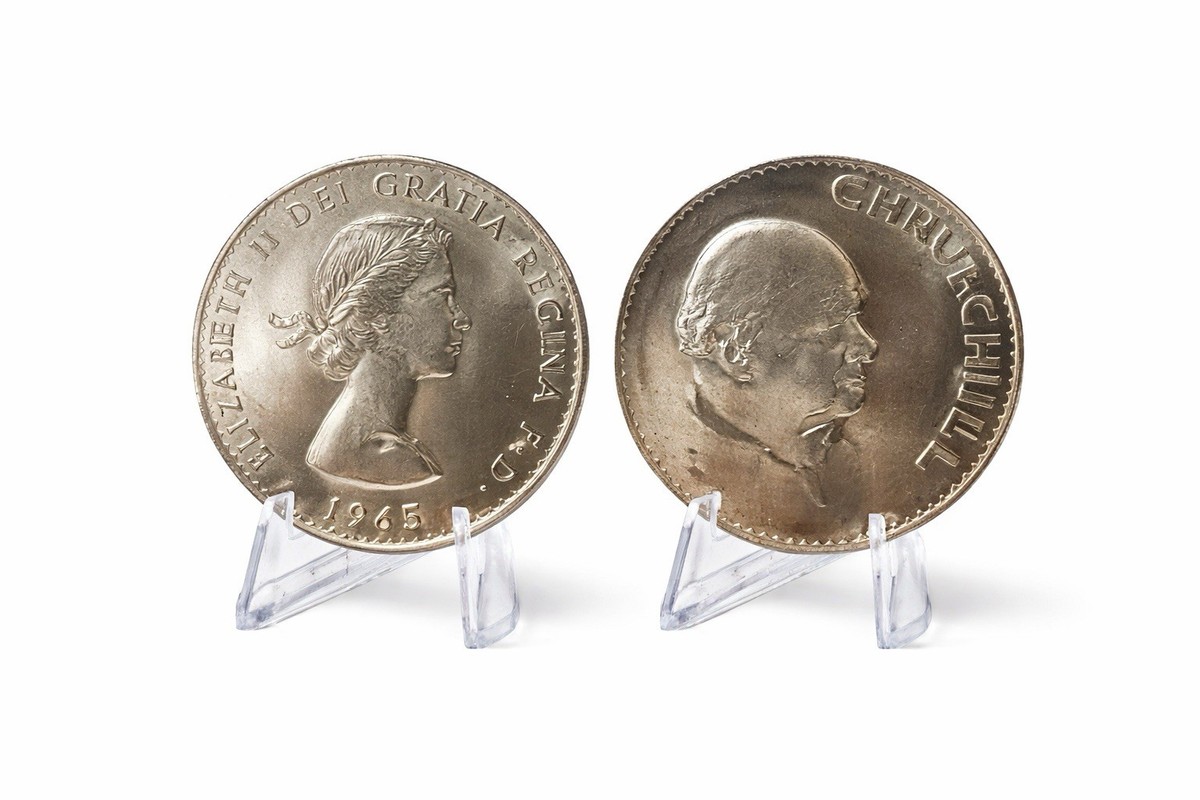 COMMEMORATIVE COIN OF UNITED KINGDOM 1 CROWN 1965 CHURCHILL QUEEN
