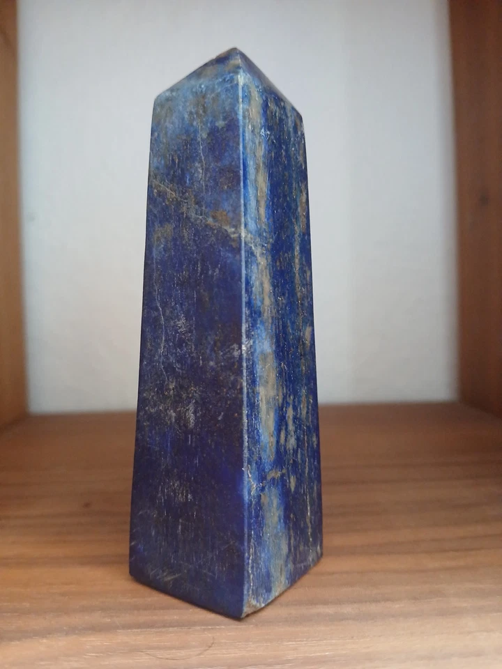Natürlicher Lapislazuli Obelisk 192 Gramm - Bild 2 von 4