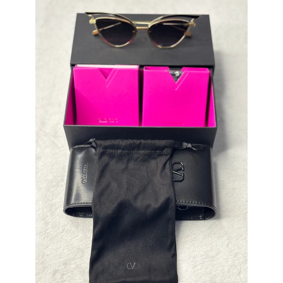 Gafas de sol Valentino VLS-118A 55 Cat Eye doradas y negras $700+ precio de venta Foto 2 de 4