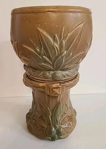 1930’s McCoy Pottery Leaves & Berries ‘Stubby’ Jardiniere & Pedestal 13”