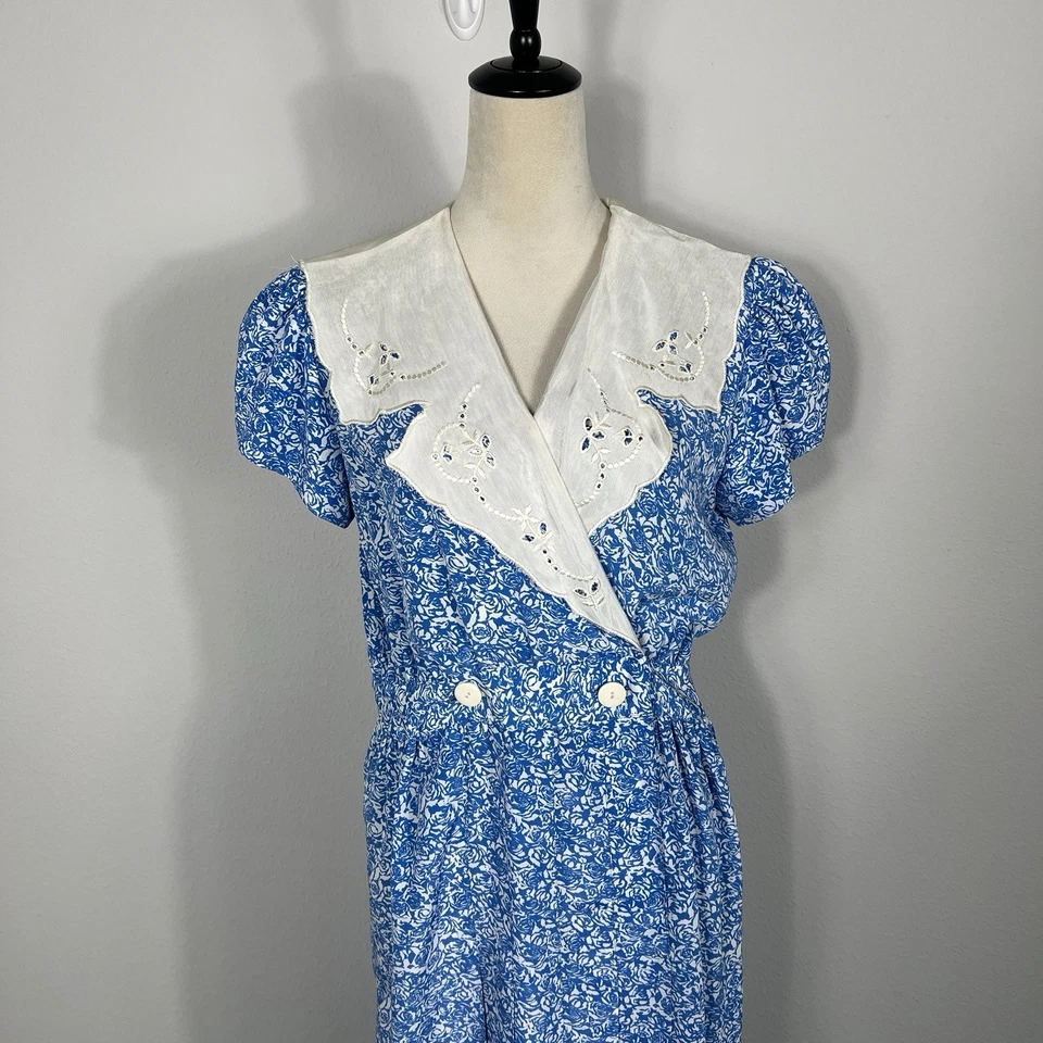 Vintage 1980s Blue Floral Secretary Dress Short Sleeve Midi Cottage Size 7/8 - Image 2 of 4