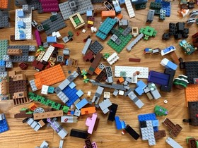 Lot of RARE LEGO Minecraft Minifigures + Sets 21183 21185 21131 21124 21252 More