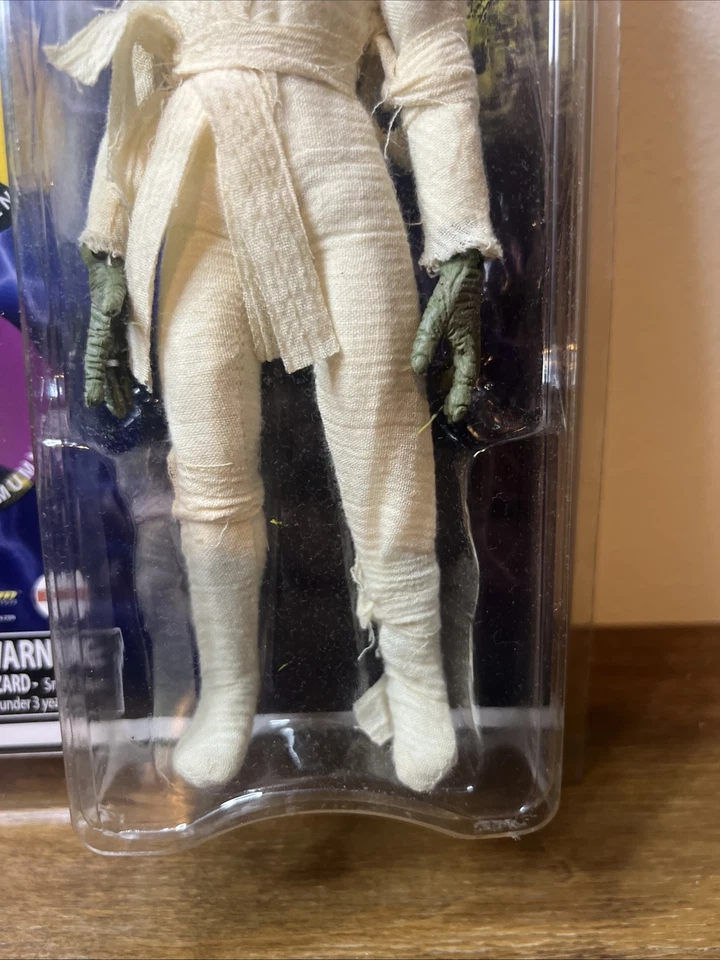 Boneco Diamond EMCE Universal Studios Classic Monsters Mummy 8" FRETE GRÁTIS - Imagem 4 de 4