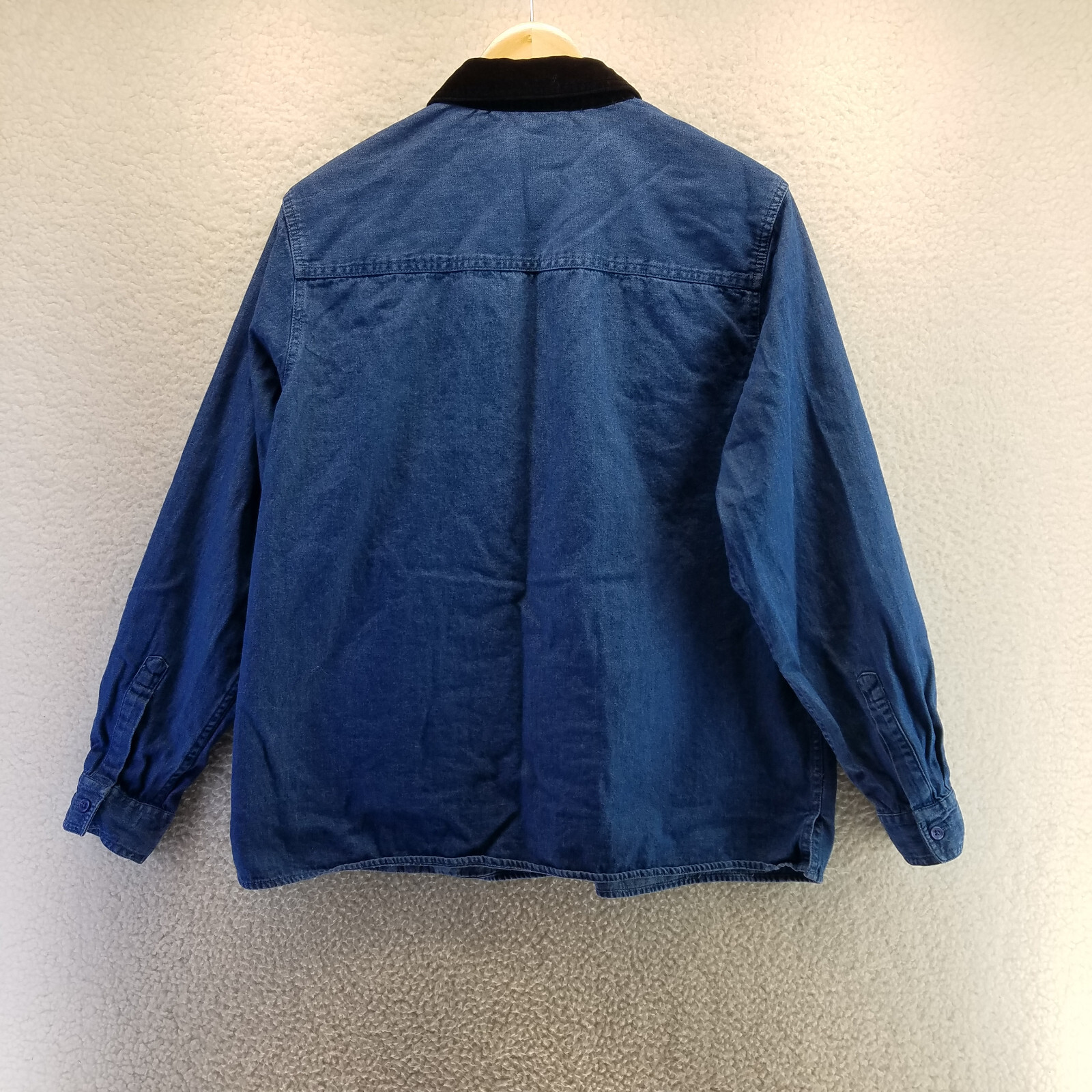 Basic Editions Holiday Button Up Shirt Womens Lar… - image 9