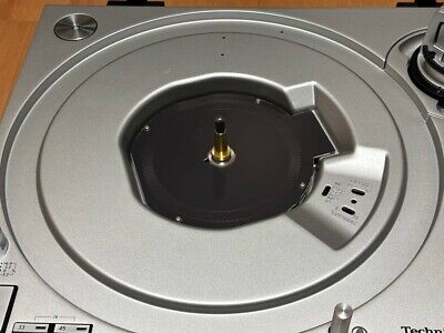 Technics SL-1200GR Silver Direct Drive Turntable System Technics SL-1200GR Silver Direct Drive Turntable System