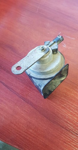 Mercedes-Benz E (W211) Hupensignal 0055306