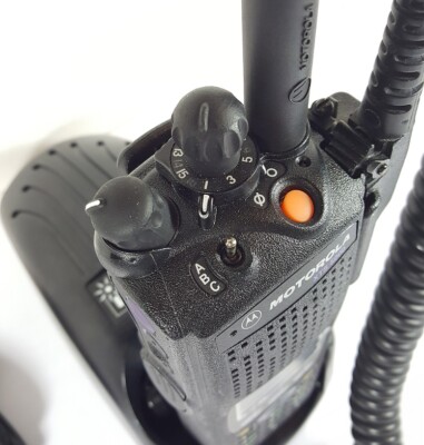 MOTOROLA XTS5000 III VHF AES-256 P25 Digital two way Radio