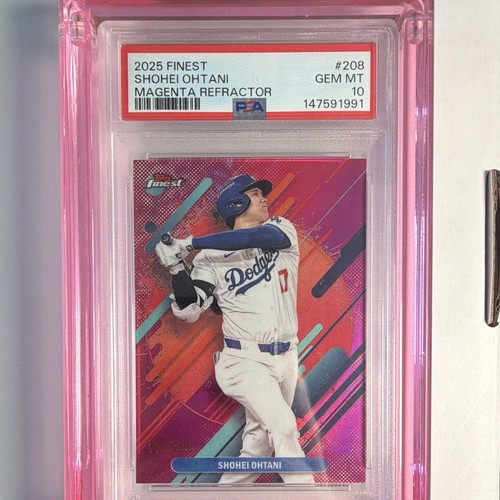 Topps 2025 Topps Finest Shohei Ohtani Magenta Refractor /200 #208 PSA 10