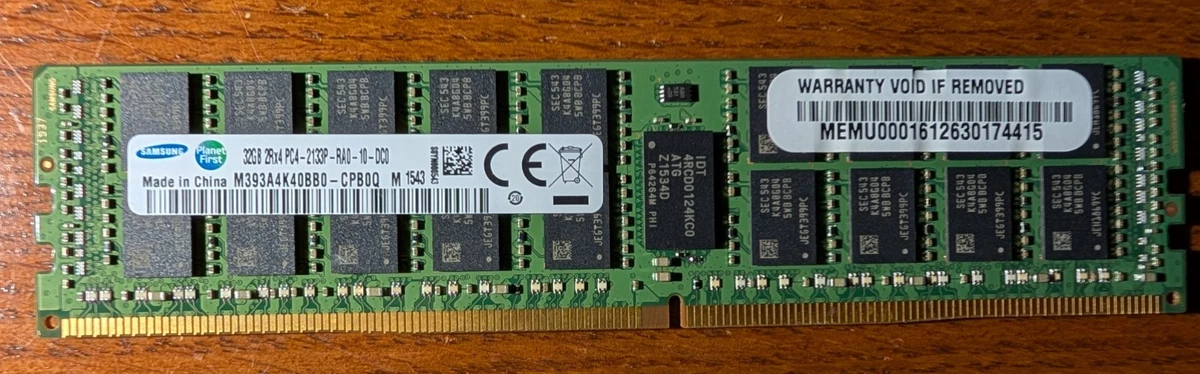 PC4-17000 (DDR4-2133) Bus Speed Computer RAM 32 GB Total Capacity