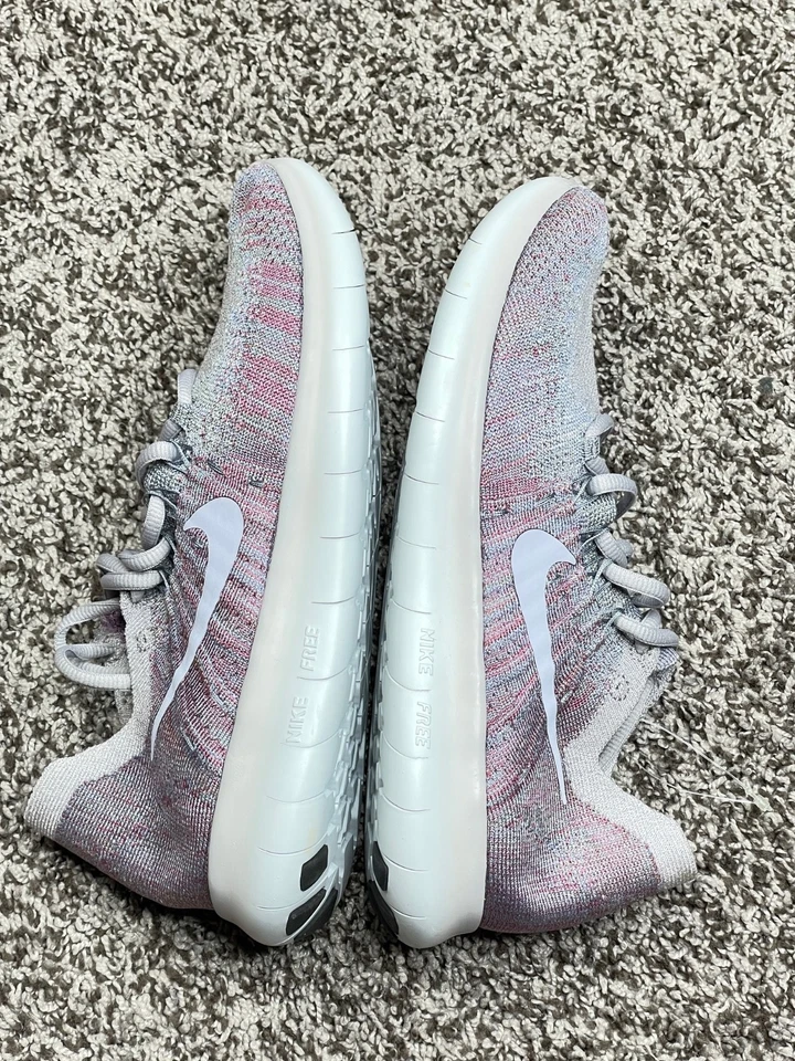 Tênis de corrida Nike Free RN Flyknit cinza vinho do Porto Wmns tamanho 8us NOVO 880844 007 - Imagem 3 de 4