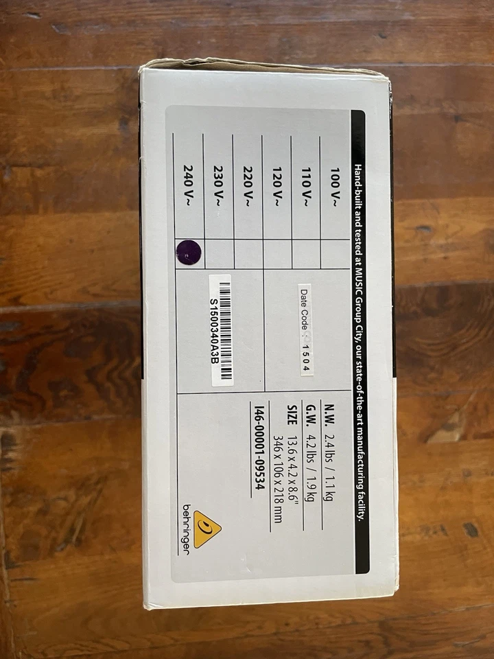 Behringer FCA610 6 in 10 out USB/ Firewire Audio Midi interface / Boxed - Image 3 of 4