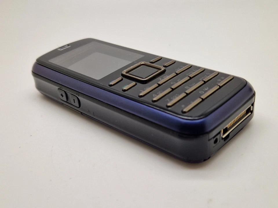 Great Condition UNLOCKED Rare Working Nokia 6080 Black Mobile Phone 3UKPOST - Image 2 of 4