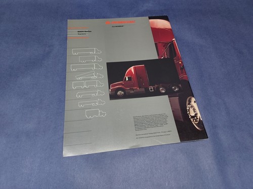 Vintage International Navistar 8000 Series Tractors Dealer Brochure - Picture 2 of 3