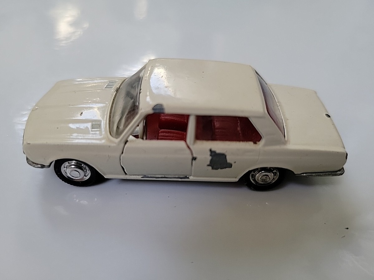 BMW 2500 E3 ミニカー Schuco 1/43 1/43 MINICHAMPS BMW 2500 (E3) - 1968 - BLUE METALLIC Diecast