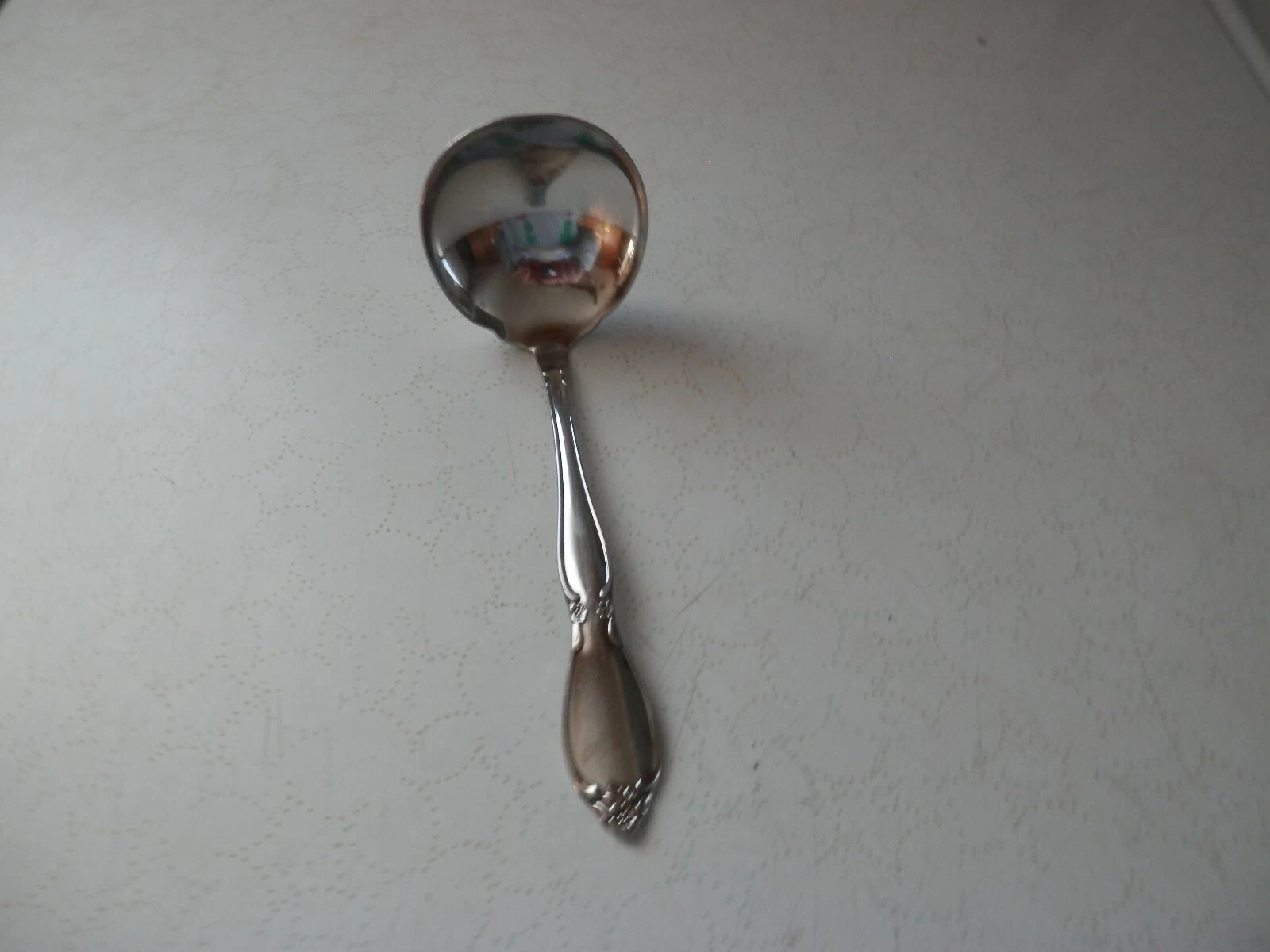 ONEIDA SAUCE/GRAVY LADLE DIPPING SPOON STAINLESS CHATELAINE COMMUNITY FLATWARE